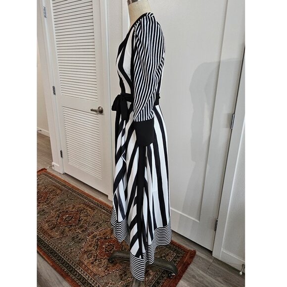 Black and White Stripe Wrap Midi BCBGMaxAzria Dress in size XXS - Picture 3 of 10